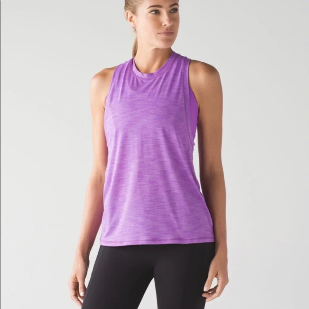 Lululemon work the circuit tank in Heathered Moonlit Magenta